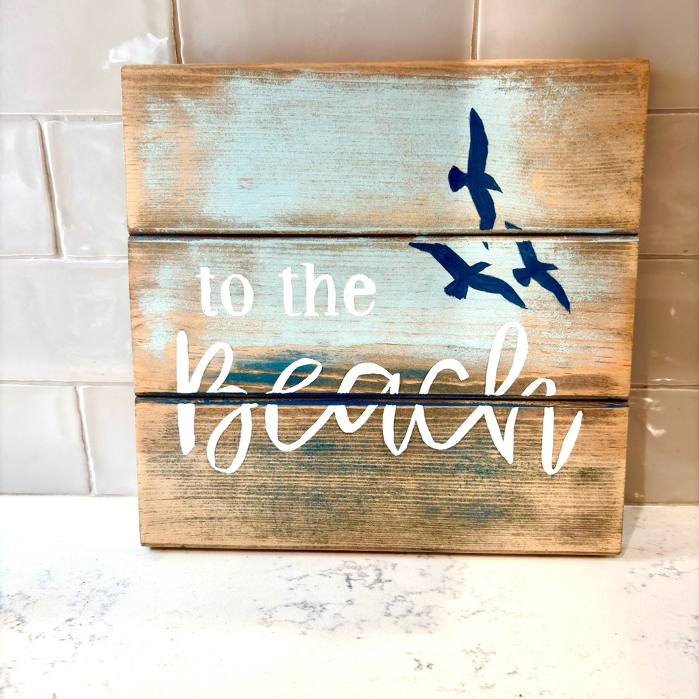 Beach Themed Wall Decor with Blue and White Accents